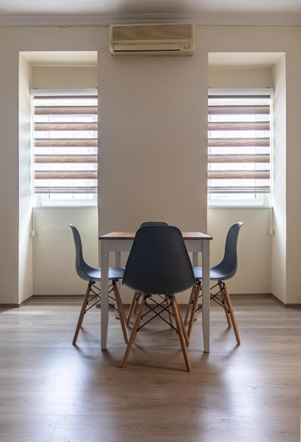 Dixy Apartment